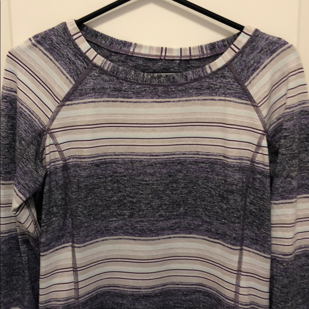 LuLuLemon shirt